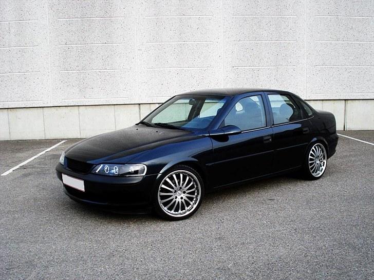 Opel Vectra B billede 1