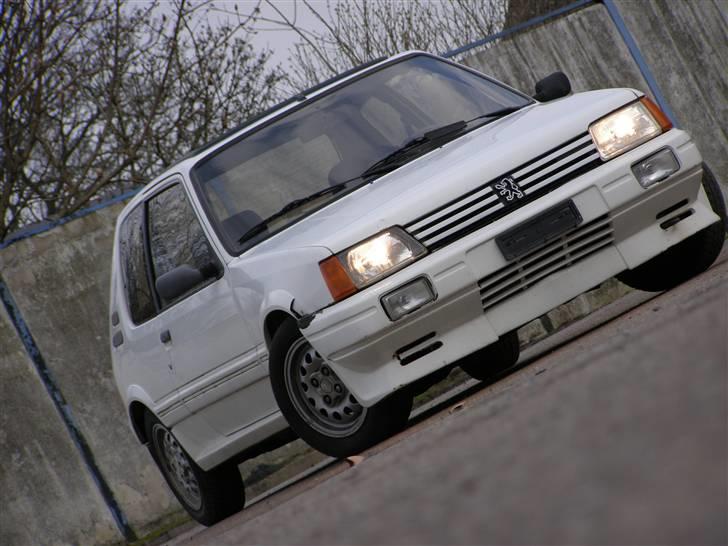 Peugeot 205 1.9 GTI billede 3