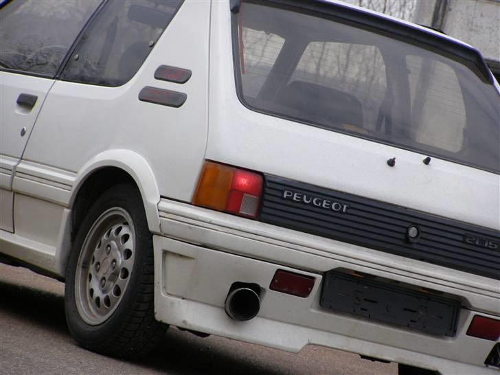 Peugeot 205 1.9 GTI - Det er sgu meget sejt billede 5