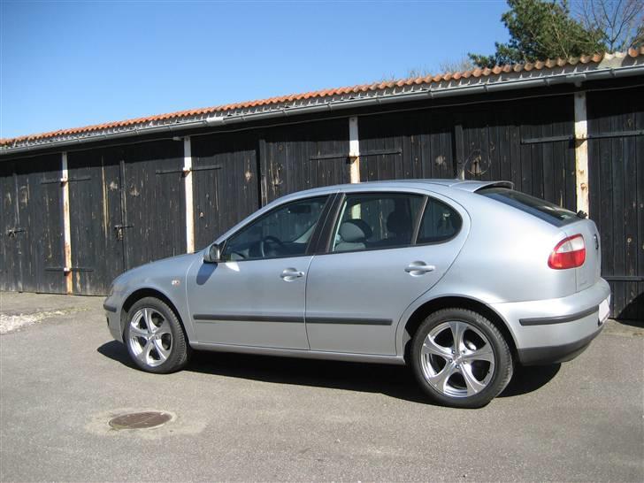 Seat Leon 1,9 TDI Stella SOLGT - 225/45-17 Blade alufælge med Michelin Pilot Primacy på... billede 15