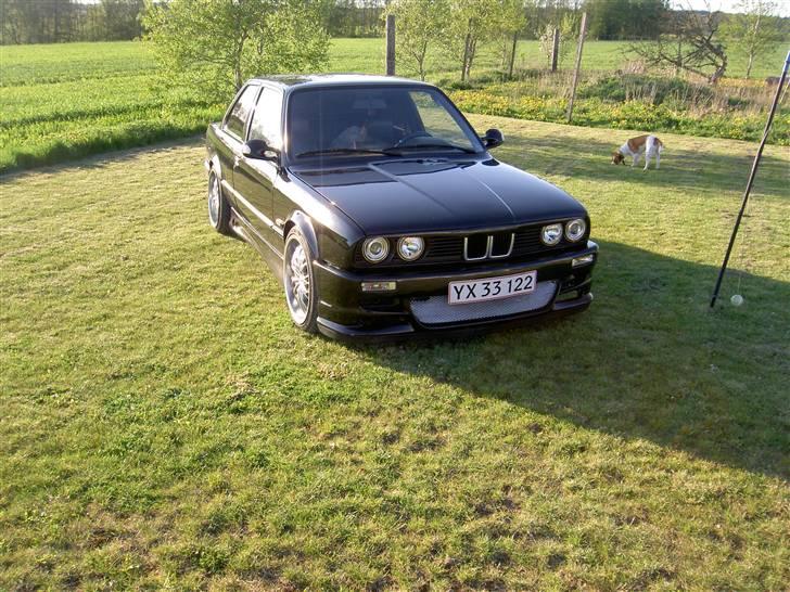 BMW 320i/327 billede 1