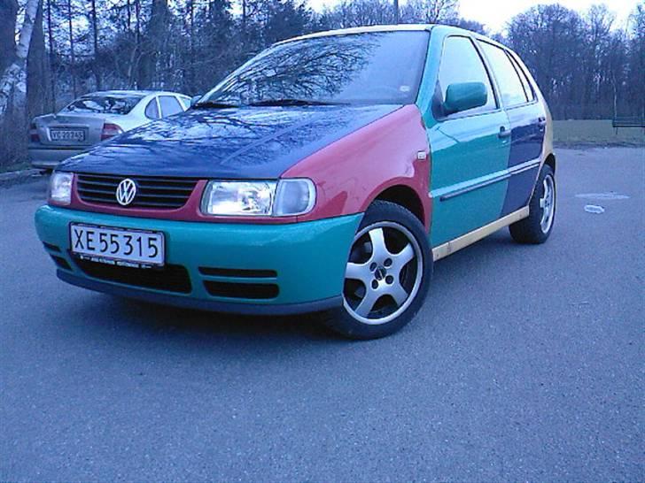 VW Polo Harlekin "SOLGT" billede 1