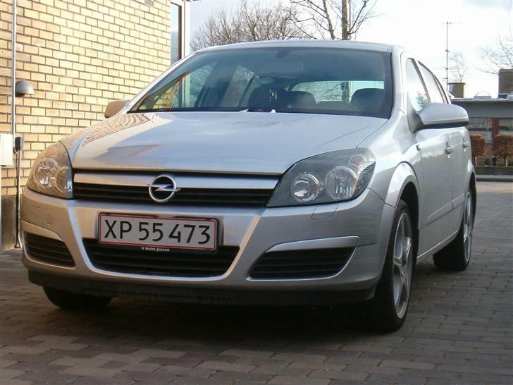 Opel Astra H 1,4 Limited billede 1