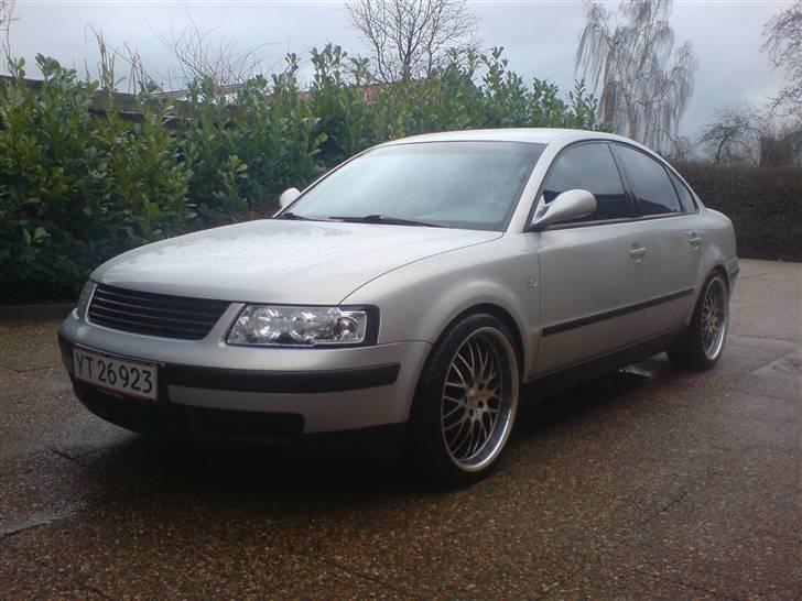 VW Passat 1,8 Turbo SOLGT billede 4