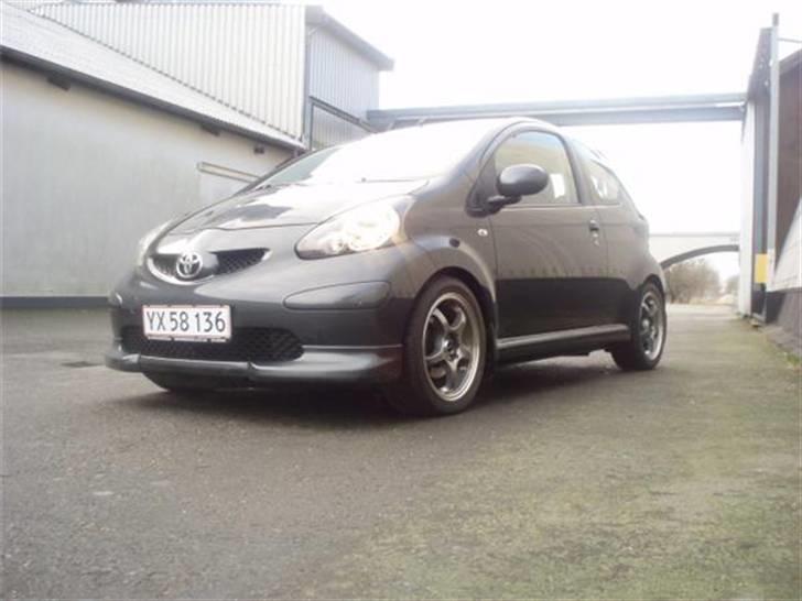 Toyota aygo + SOLGT!! billede 5