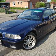 BMW 328i Coupe - SOLGT  