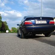 BMW 328i Coupe - SOLGT  