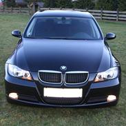 BMW 320D **SOLGT**