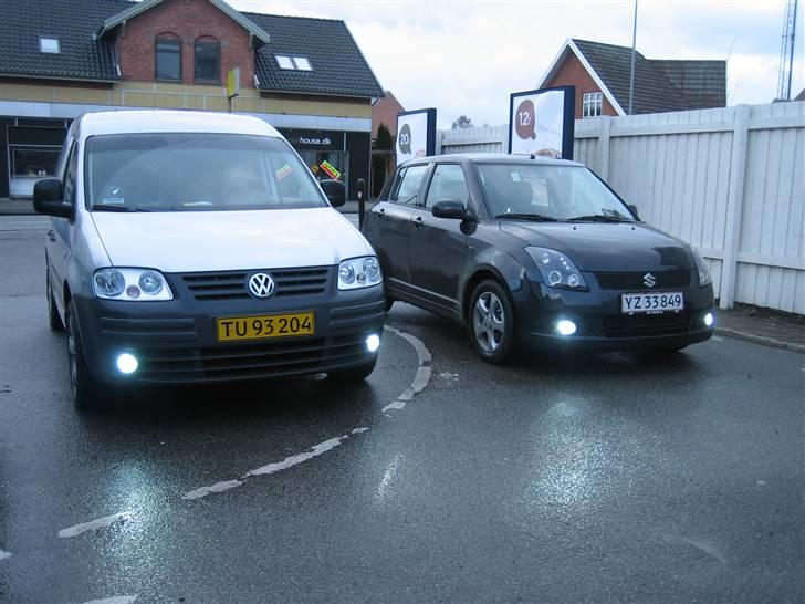 VW Caddy - Fed med Xenon. Morten N, holder med siden af. billede 8