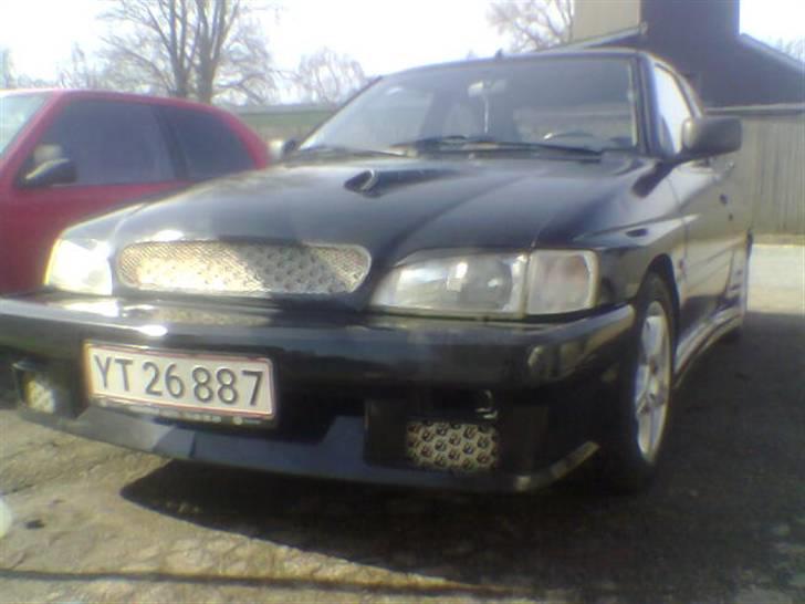 Ford Escort SOLGT billede 1