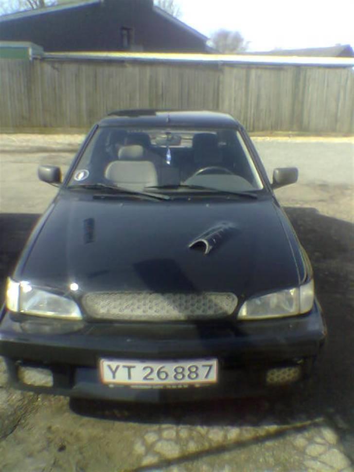 Ford Escort SOLGT billede 2