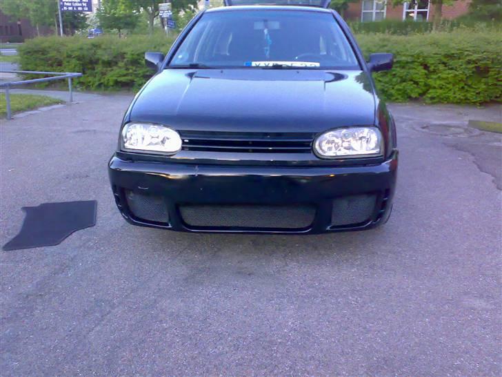 VW Golf 3 VRsex R28  - kunne ikke lide fronten så har den std med vr6 underlæbe ser bedre ud billede 5