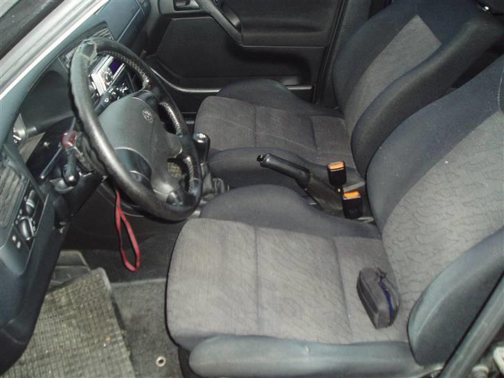 VW Golf 3 VRsex R28  - kabine når jeg fik bilen billede 14