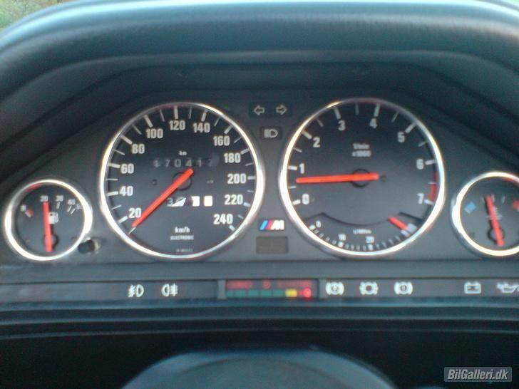 BMW 325i Cab solgt billede 2