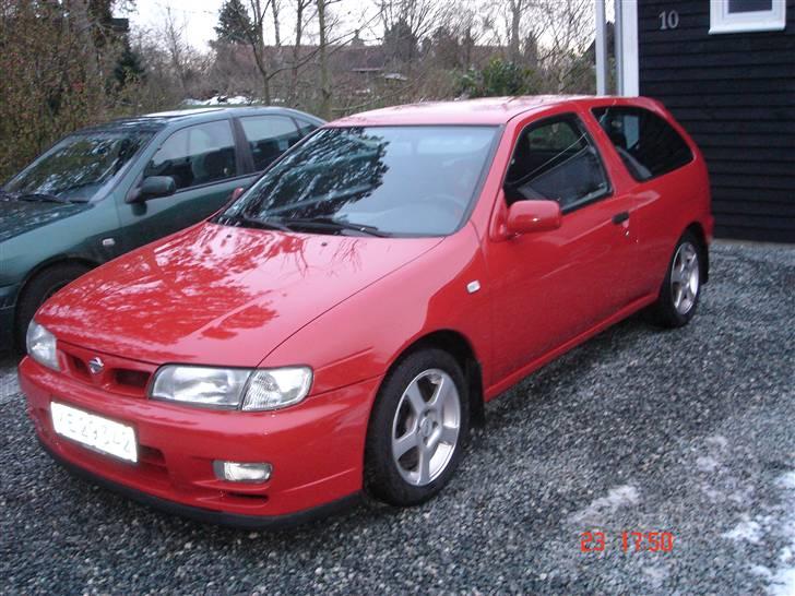 Nissan Almera 2.0 GTI billede 1