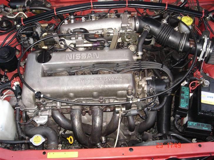 Nissan Almera 2.0 GTI billede 6