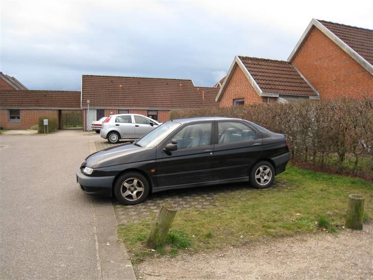 Alfa Romeo 146  billede 2