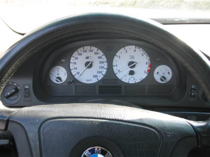 BMW E39 520 I solgt billede 6
