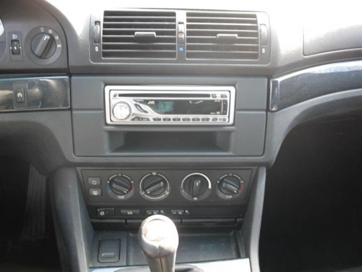 BMW E39 520 I solgt billede 8