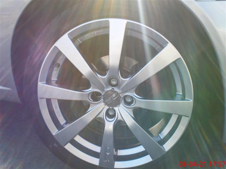 Nissan Almera 1.4s 16v Twincam "solgt" billede 15