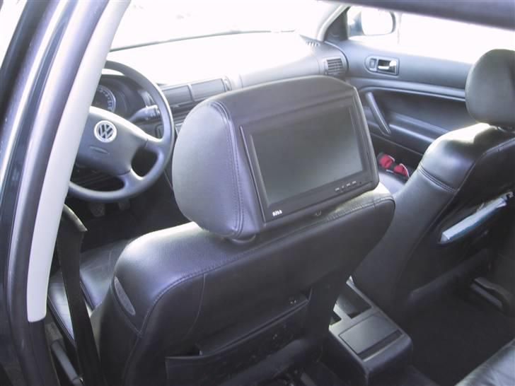 VW Passat . TDI  3BG solgt - 7" skærme til ungerne billede 6