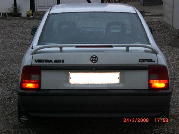 Opel Vectra 2.0i GL. *SOLGT* billede 1