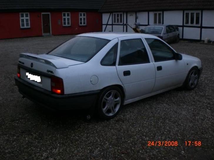 Opel Vectra 2.0i GL. *SOLGT* billede 5