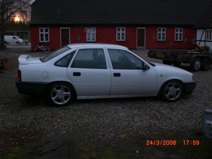 Opel Vectra 2.0i GL. *SOLGT* billede 6