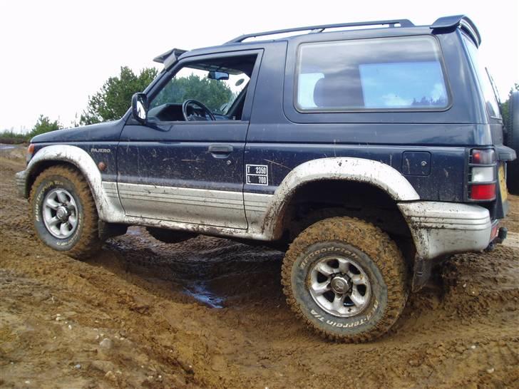 Mitsubishi Pajero (Solgt) billede 5