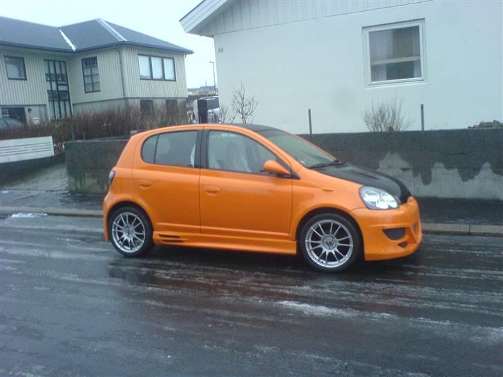 Toyota yaris - hvor den holder i den kolde vinter heh :D billede 1