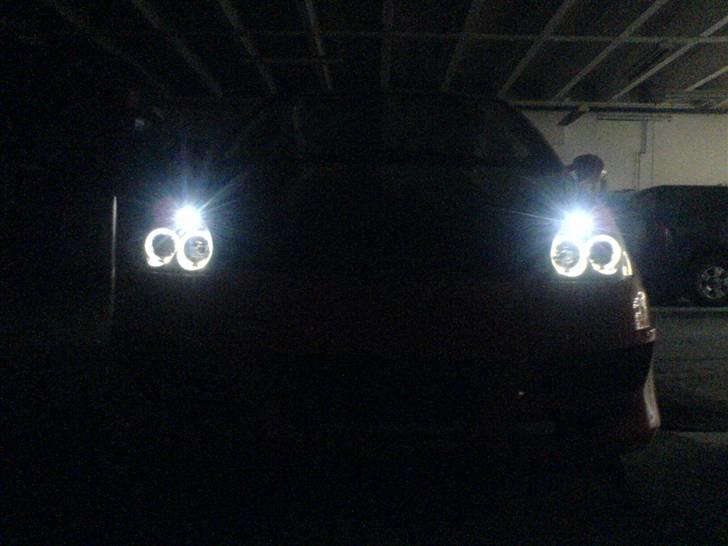 Toyota yaris - hvor den holder i mørket  billede 7