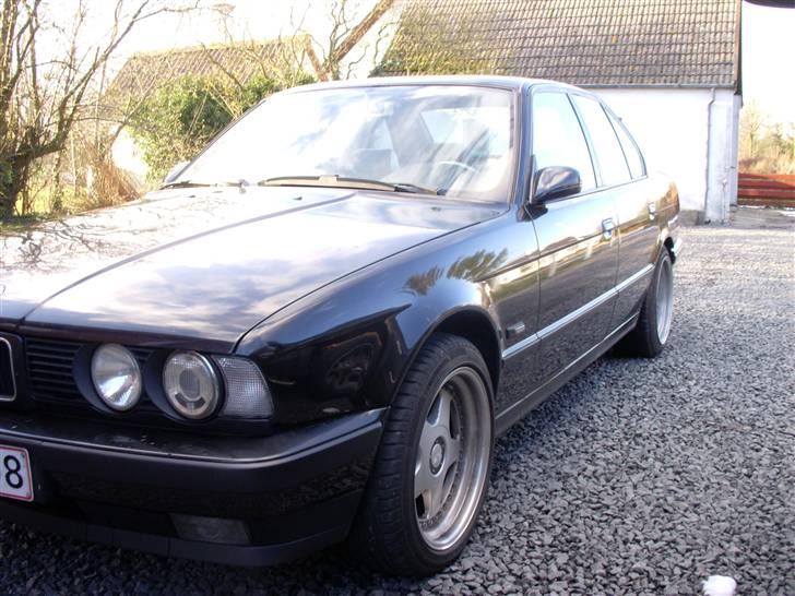 BMW e34 billede 1