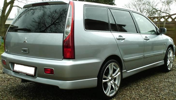 Mitsubishi Lancer billede 2