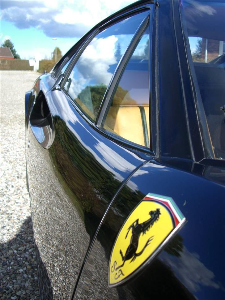 Ferrari 308 GTB (EURO) SOLGT - Ferrari Scuderia wing badge produceret i emalje. billede 8