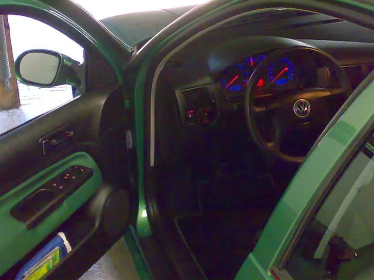 VW Golf 4 Trendline - Alt i el billede 5