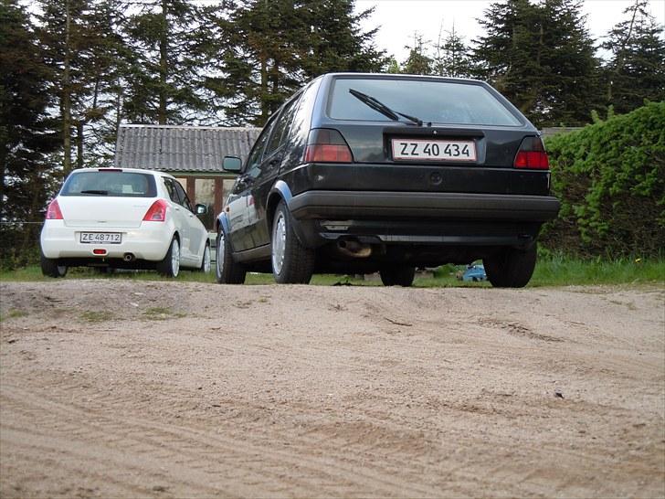 Suzuki swift  1,3 DDIS  solgt billede 6