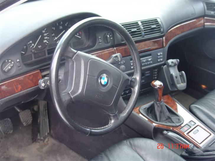 BMW BMW 528i E39 solgt. billede 4
