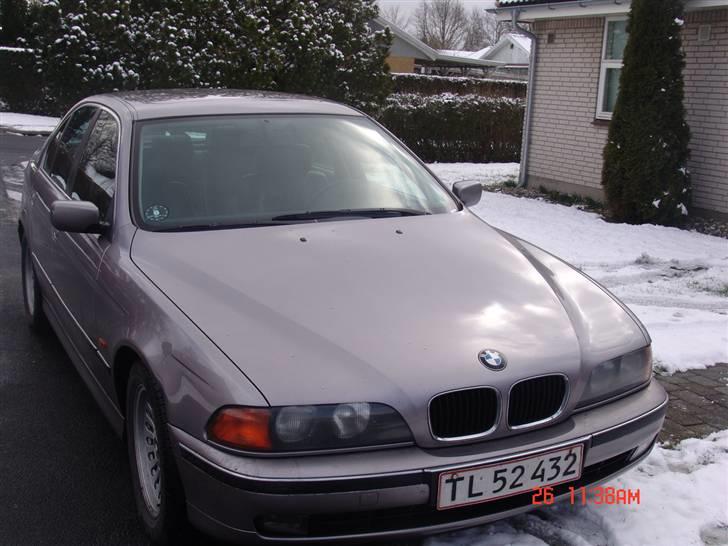 BMW BMW 528i E39 solgt. billede 6