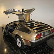 Amerikaner DeLorean DMC-12