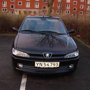 Peugeot 306