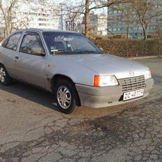Opel Kadett 1,3 S LS SOLGT !