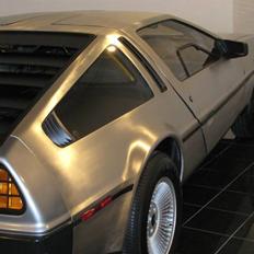 Amerikaner DeLorean DMC-12