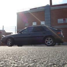 Mazda 323 f  16v --SOLGT--