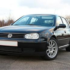 VW GOLF IV Highline TIL SALG