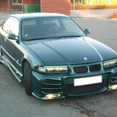 BMW E36 320i coupe