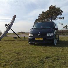 Mercedes Benz Vito V230 Solgt :`(