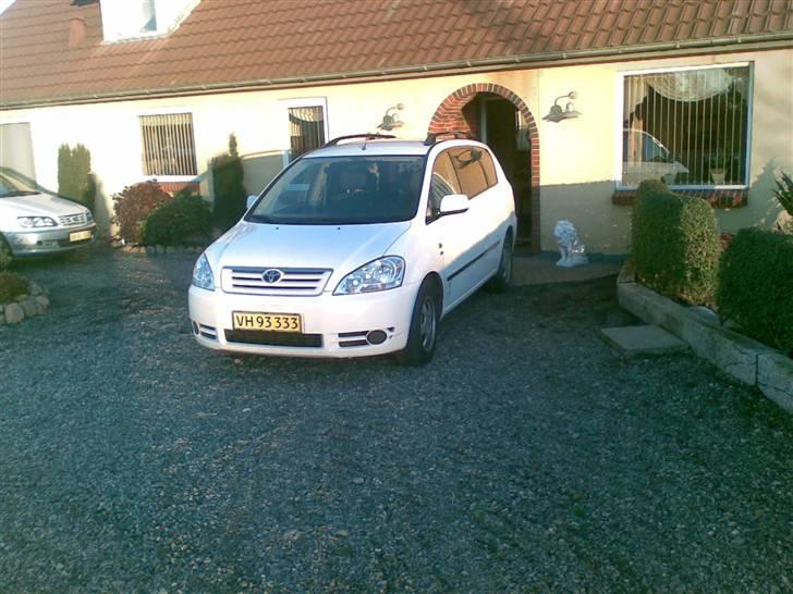 Toyota Sportsvan D4D (Solgt) billede 1