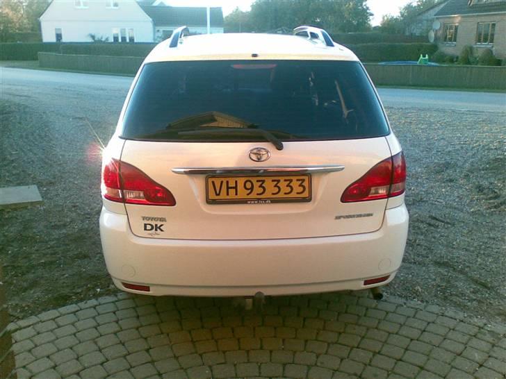 Toyota Sportsvan D4D (Solgt) billede 2