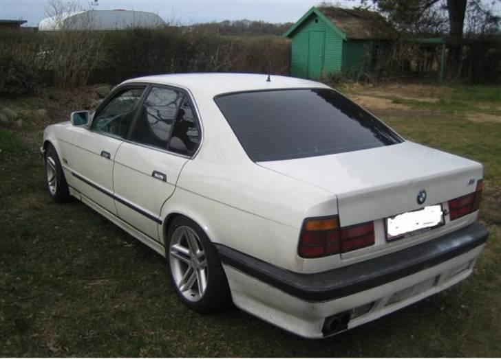 BMW 525 12v (SOLGT) billede 13