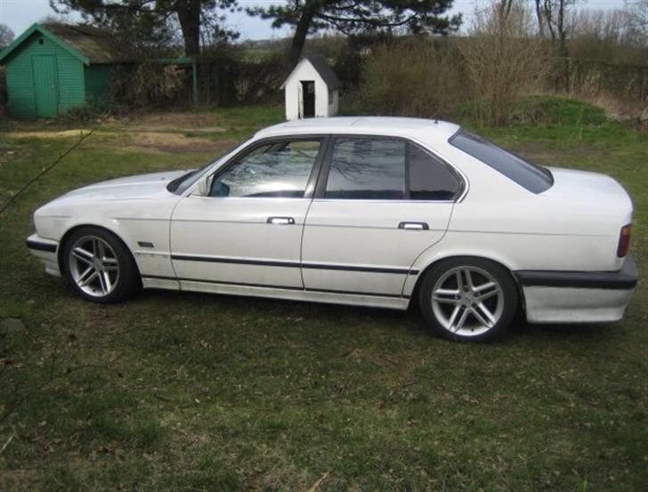 BMW 525 12v (SOLGT) billede 15